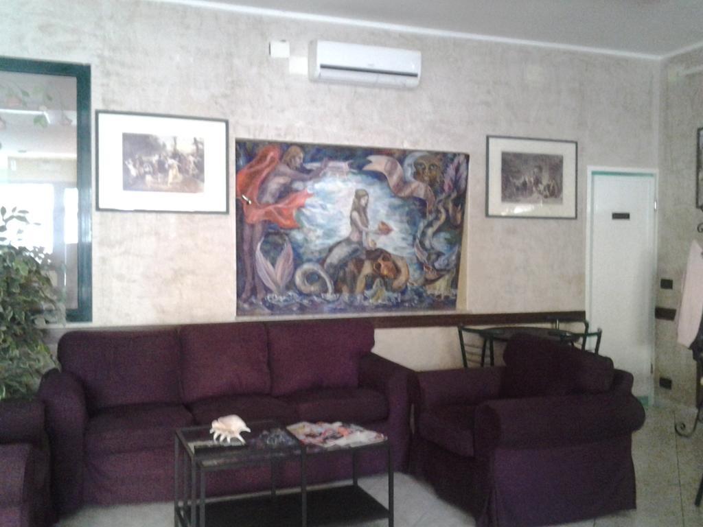 فاراتسي Hotel Lady Susanna المظهر الخارجي الصورة