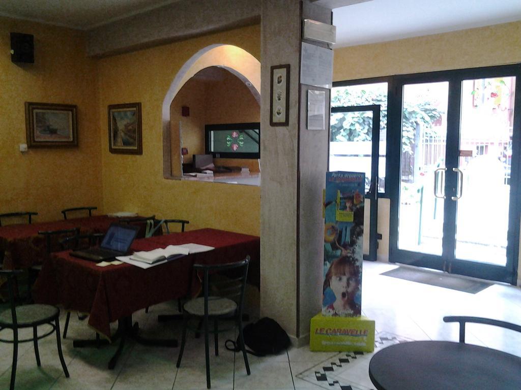 فاراتسي Hotel Lady Susanna المظهر الخارجي الصورة